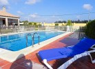 Pool mit Liegen