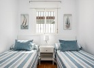 Schlafzimmer mit 2 Einzelbetten