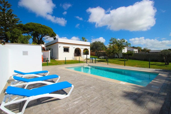 Pool und Haus Casa Petronila