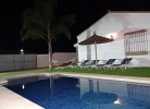 Pool im Dunkeln