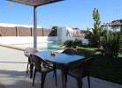 Sitzbereich und Pool