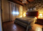 Schlafzimmer mit Doppelbett