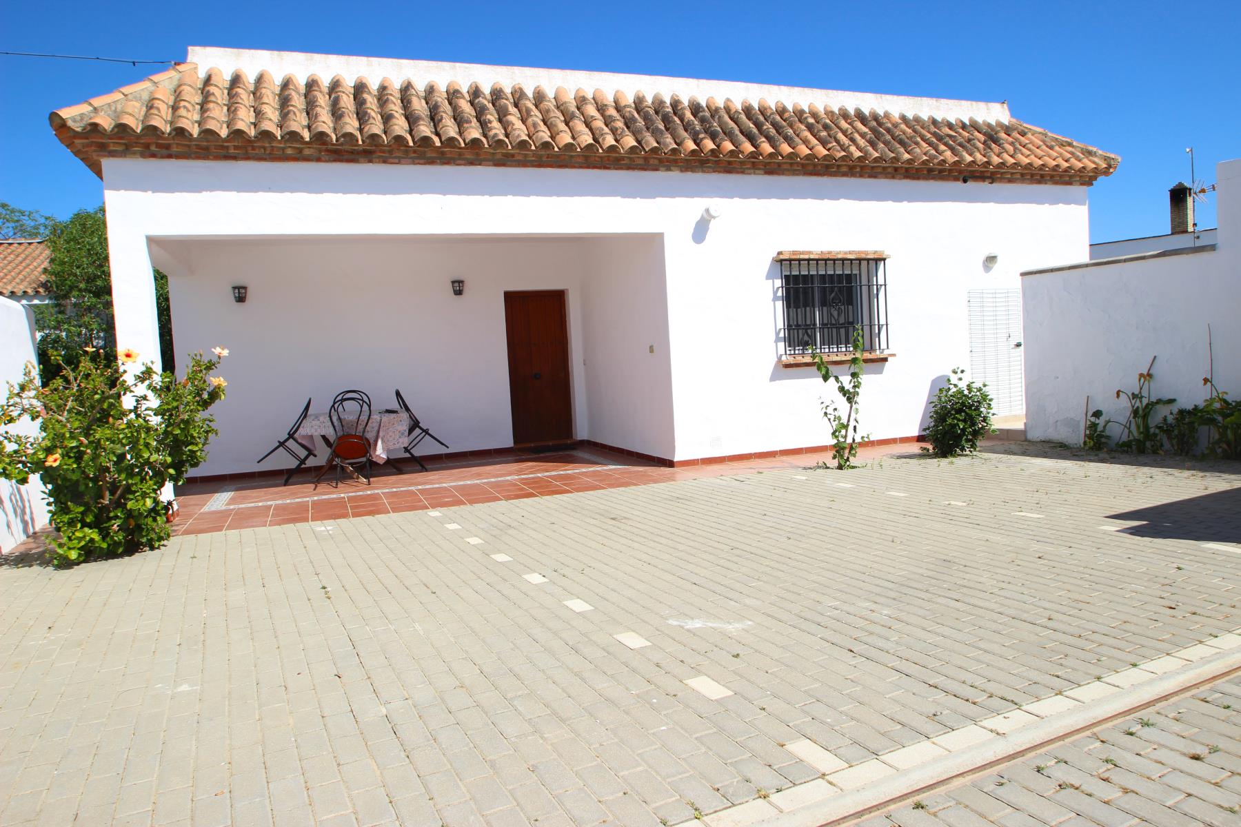 Property for sale in Conil de la Frontera - 116 houses & apartments