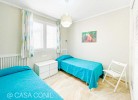 Schlafzimmer mit zwei Einzelbetten 2 