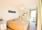 Schlafzimmer mit Doppelbett