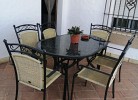 Terrasse mit Tisch