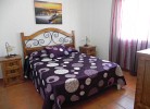 Schlafzimmer mit Doppelbett