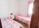 Schlafzimmer mit zwei Einzelbetten 2