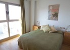Schlafzimmer mit Doppelbett