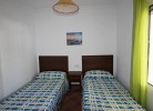 Schlafzimmer mit zwei Einzelbetten 2