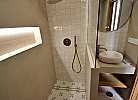 Badezimmer +  Dusche